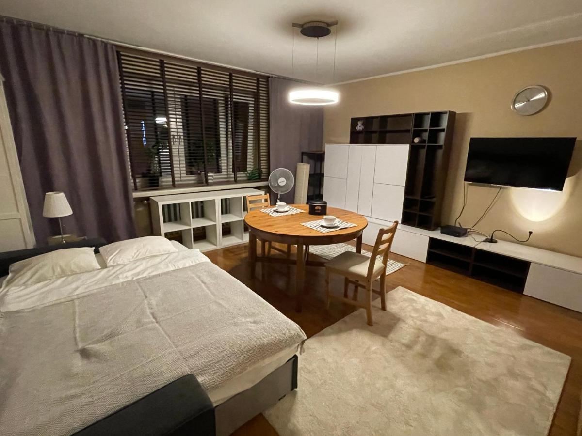 Przystanek Katowice Brynowska 55A Apartment ภายนอก รูปภาพ